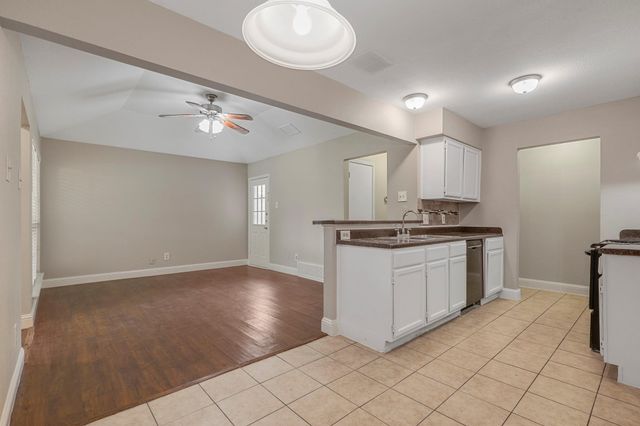 8519 Holly Street, Frisco, TX 75034