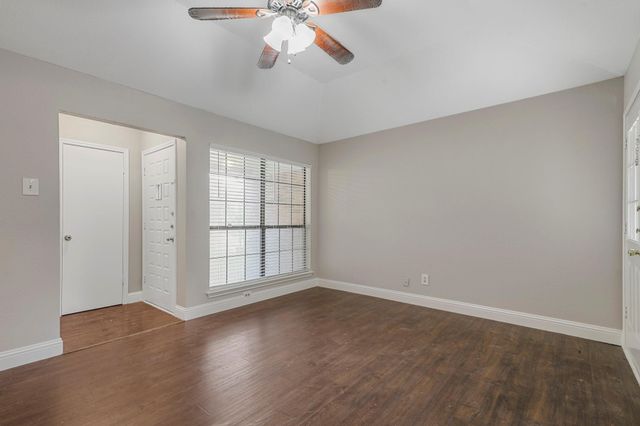 8519 Holly Street, Frisco, TX 75034