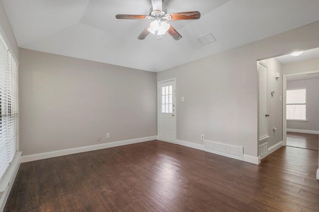 8519 Holly Street, Frisco, TX 75034