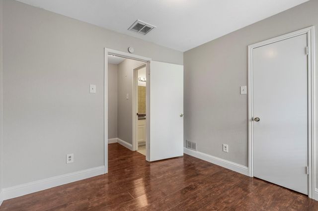 8519 Holly Street, Frisco, TX 75034