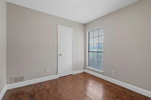 8519 Holly Street, Frisco, TX 75034