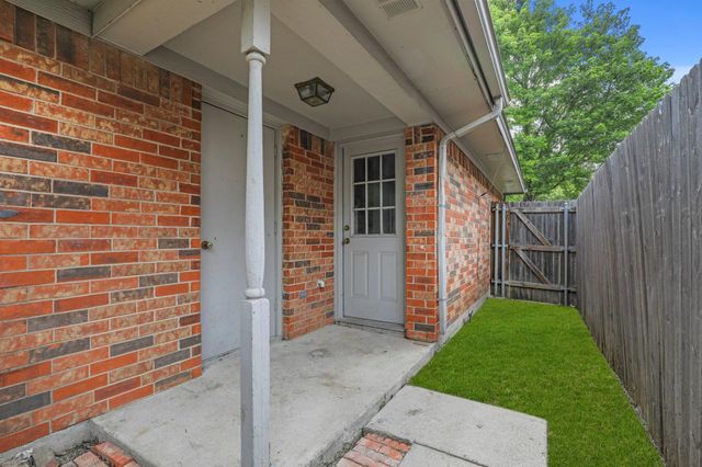 8519 Holly Street, Frisco, TX 75034