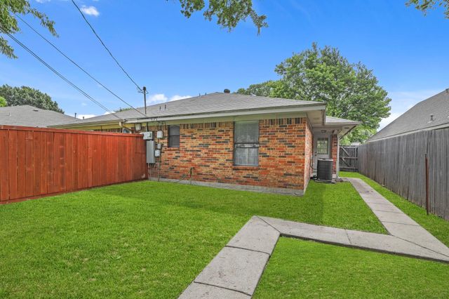 8519 Holly Street, Frisco, TX 75034