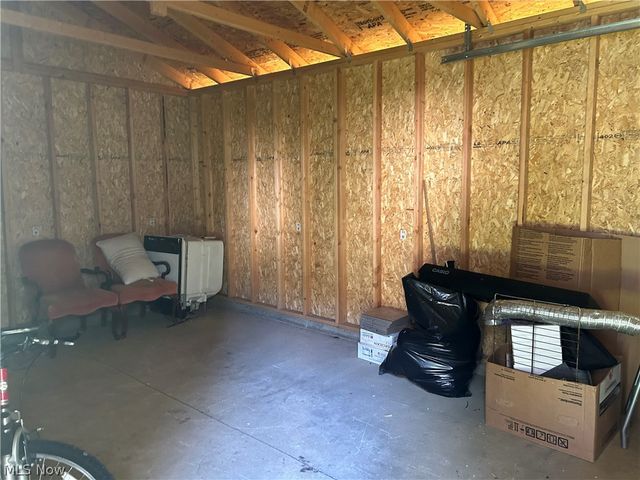 3961 E 53rd Street, Newburgh Heights, OH 44105