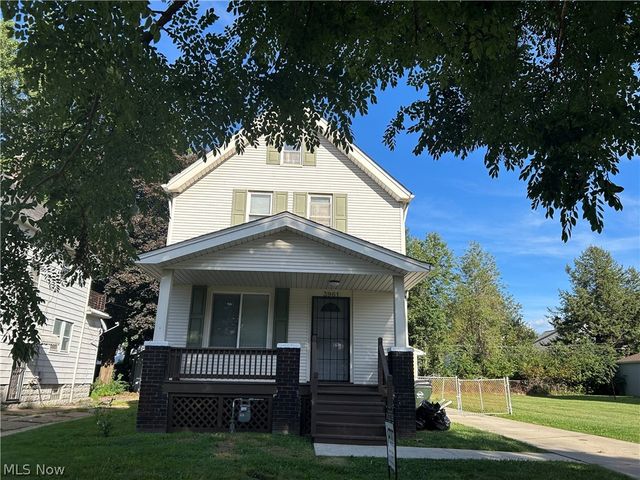 3961 E 53rd Street, Newburgh Heights, OH 44105