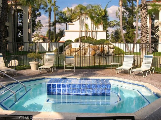 11620 Warner 621, Fountain Valley, CA 92708