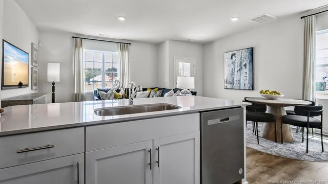 607 Wilder Bloom Path, Aberdeen, NC 28315