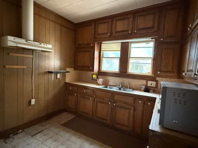 13089 W FM 16, Lindale, TX 75771