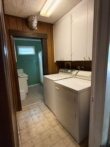 13089 W FM 16, Lindale, TX 75771