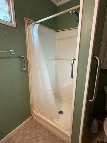 13089 W FM 16, Lindale, TX 75771