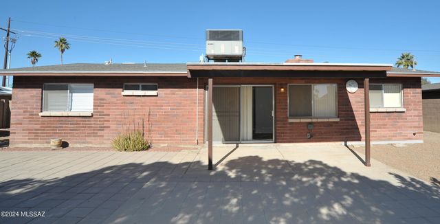 3777 W Horizon Hills Drive, Tucson, AZ 85741
