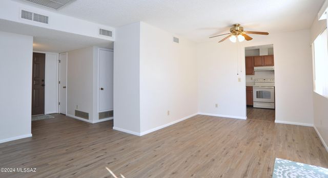 3777 W Horizon Hills Drive, Tucson, AZ 85741