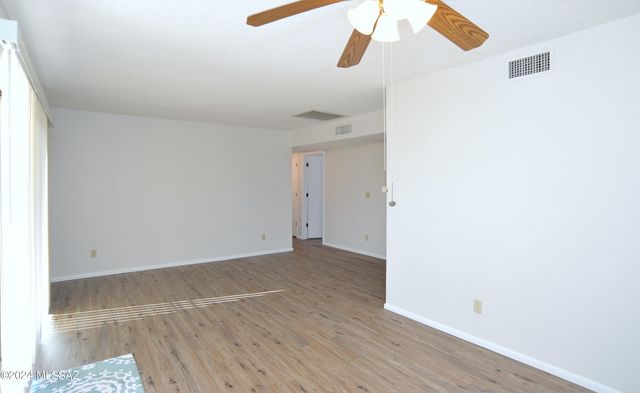 3777 W Horizon Hills Drive, Tucson, AZ 85741