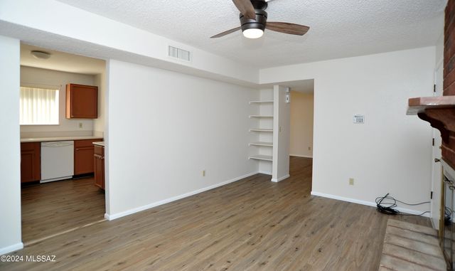3777 W Horizon Hills Drive, Tucson, AZ 85741