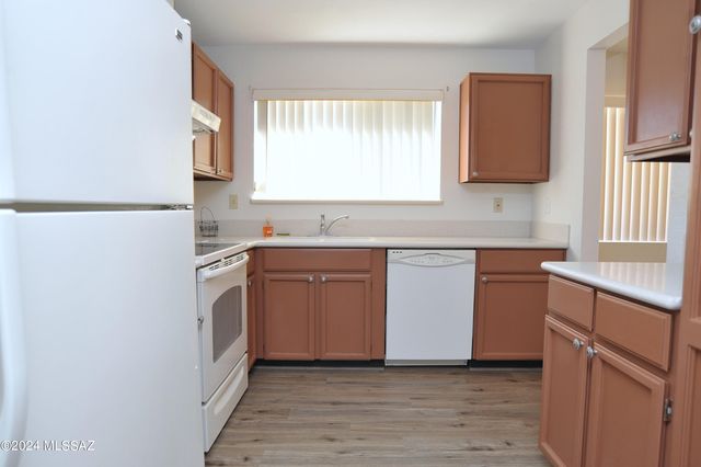 3777 W Horizon Hills Drive, Tucson, AZ 85741