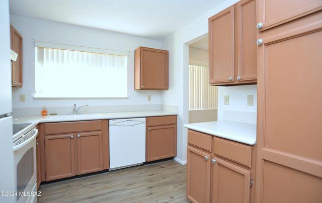 3777 W Horizon Hills Drive, Tucson, AZ 85741