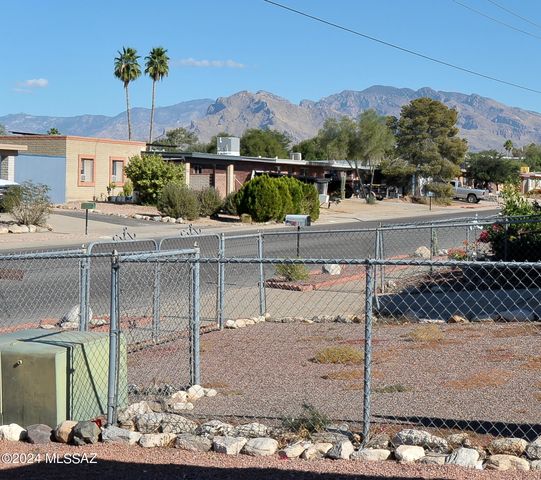 3777 W Horizon Hills Drive, Tucson, AZ 85741