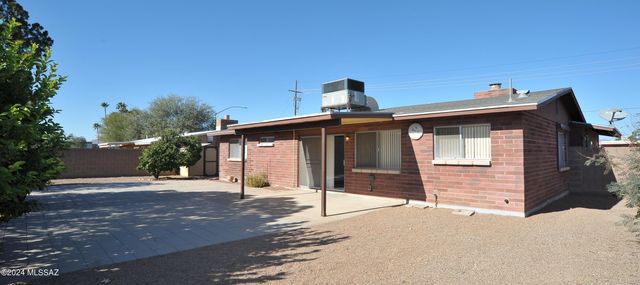 3777 W Horizon Hills Drive, Tucson, AZ 85741