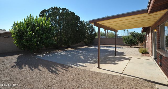 3777 W Horizon Hills Drive, Tucson, AZ 85741