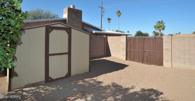 3777 W Horizon Hills Drive, Tucson, AZ 85741