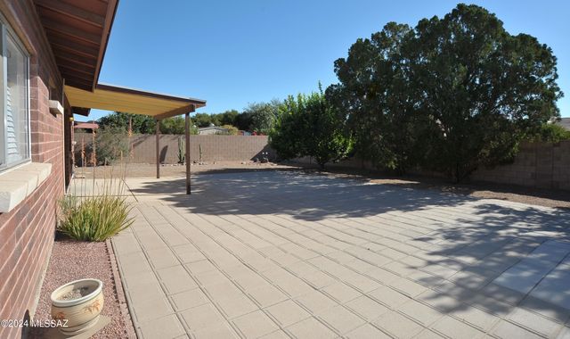 3777 W Horizon Hills Drive, Tucson, AZ 85741