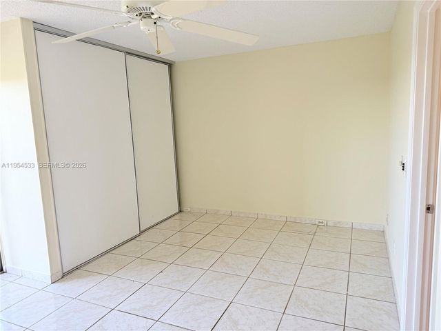 850 SW 133rd Ter 416B, Pembroke Pines, FL 33027