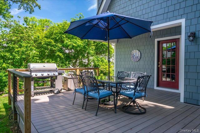 18 Wildwood Road, Larchmont, NY 10538