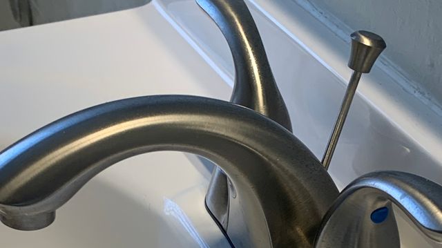 2513 S 18th Avenue, Broadview, IL 60155