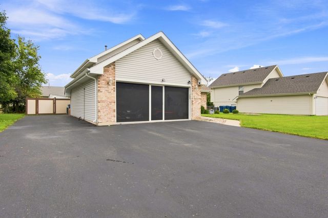 5734 W Roosevelt Street, Monee, IL 60449