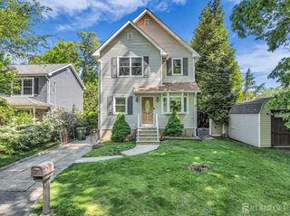 65 Coleman Street, Edison, NJ 08817