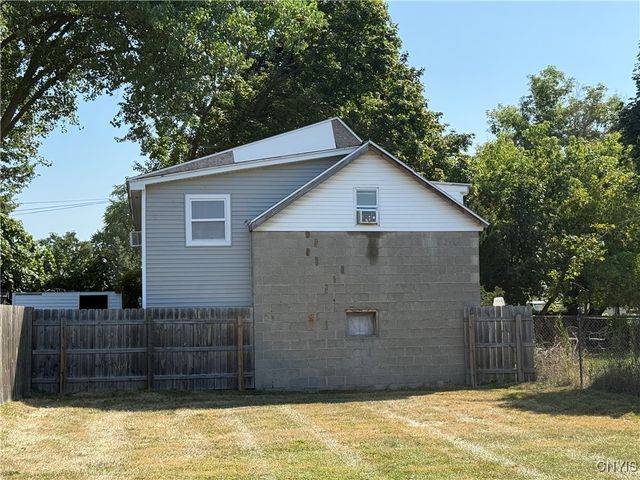 125 West 1st Street, Dewitt, NY 13057