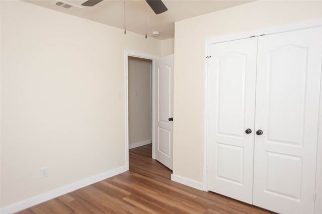 108 Hollow Tree Drive, Red Oak, TX 75154