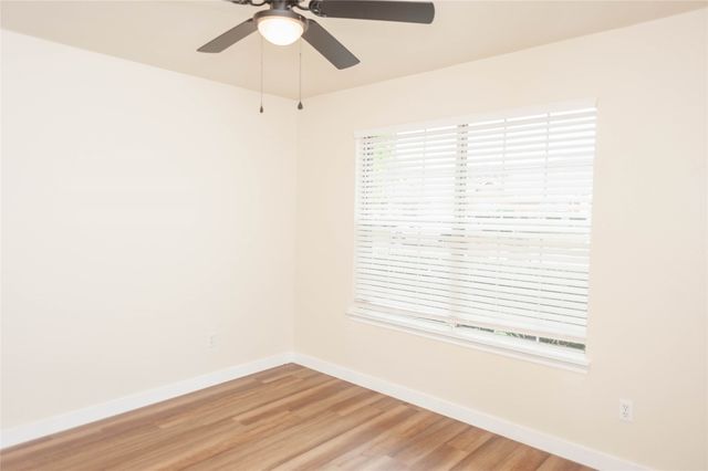 108 Hollow Tree Drive, Red Oak, TX 75154