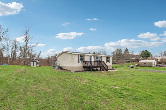 996 Monaca Rd, Center Twp, PA 15061