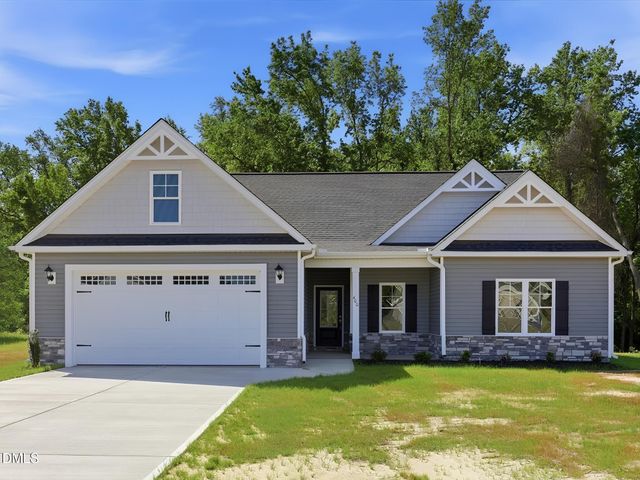 400 Creeks Edge Drive, Pikeville, NC 27863
