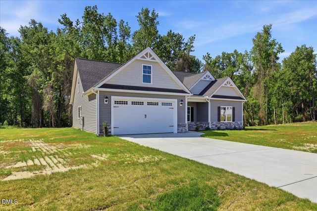 400 Creeks Edge Drive, Pikeville, NC 27863
