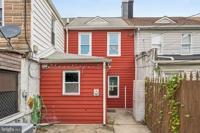 215 SAINT HELENA AVE, Dundalk, MD 21222