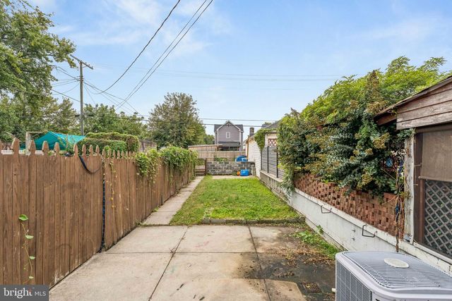 215 SAINT HELENA AVE, Dundalk, MD 21222