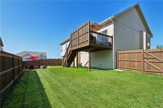 805 Cedar Ridge Drive, Raymore, MO 64083