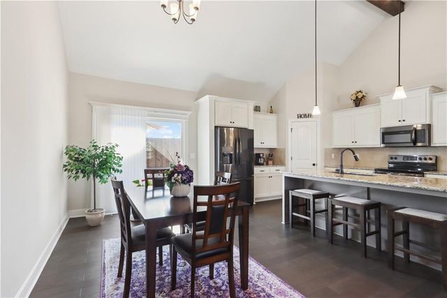 805 Cedar Ridge Drive, Raymore, MO 64083