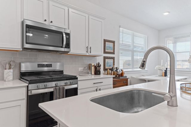 457 Agave Azul WAY, Leander, TX 78641