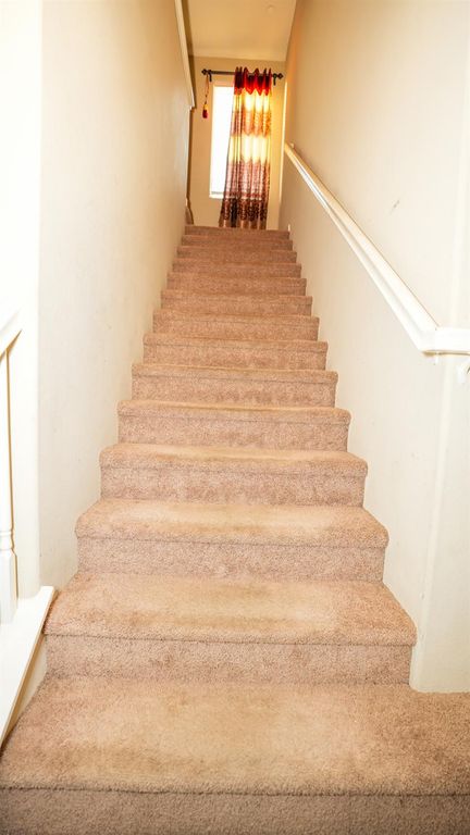 Image 17 of property listing at 5922 E Fancher Creek Dr, Fresno, CA 93727