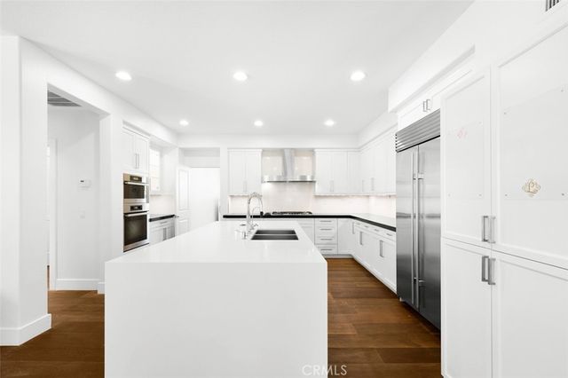 19 Garnet, Irvine, CA 92620