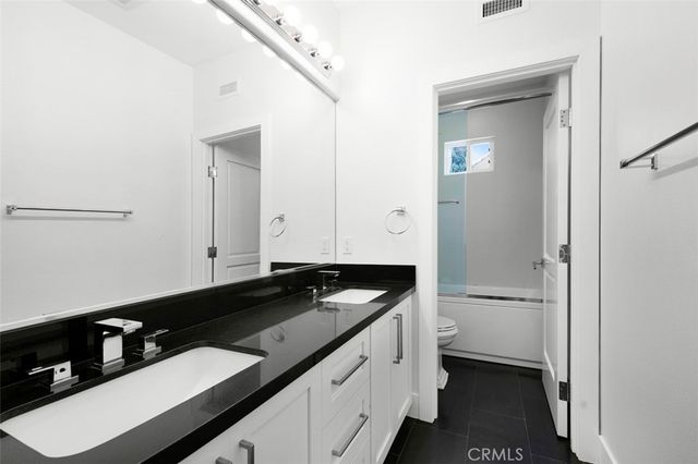 19 Garnet, Irvine, CA 92620