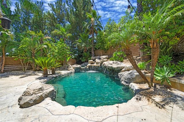 19 Garnet, Irvine, CA 92620