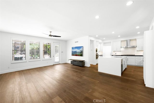 19 Garnet, Irvine, CA 92620