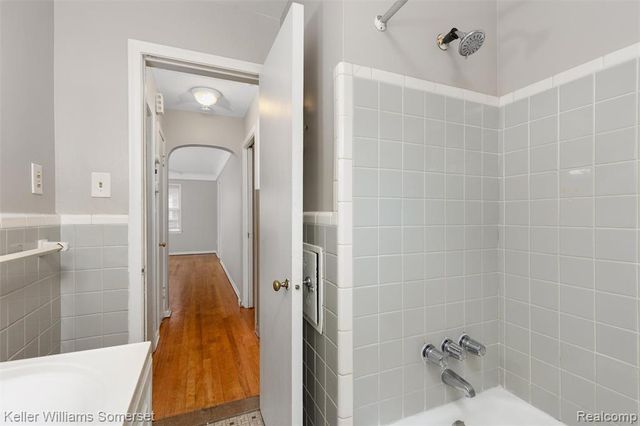 17697 Olympia, Redford, MI 48240