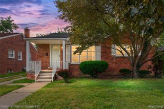 17697 Olympia, Redford, MI 48240