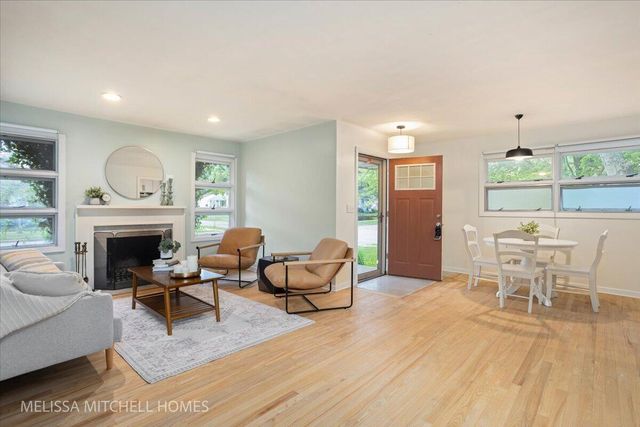 2631 Richards Drive Se, East Grand Rapids, MI 49506