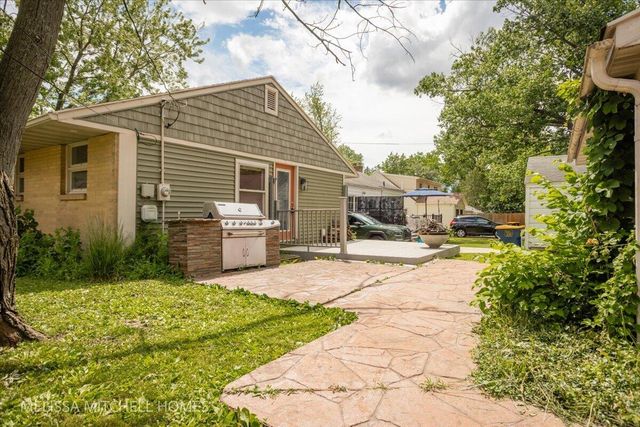 2631 Richards Drive Se, East Grand Rapids, MI 49506